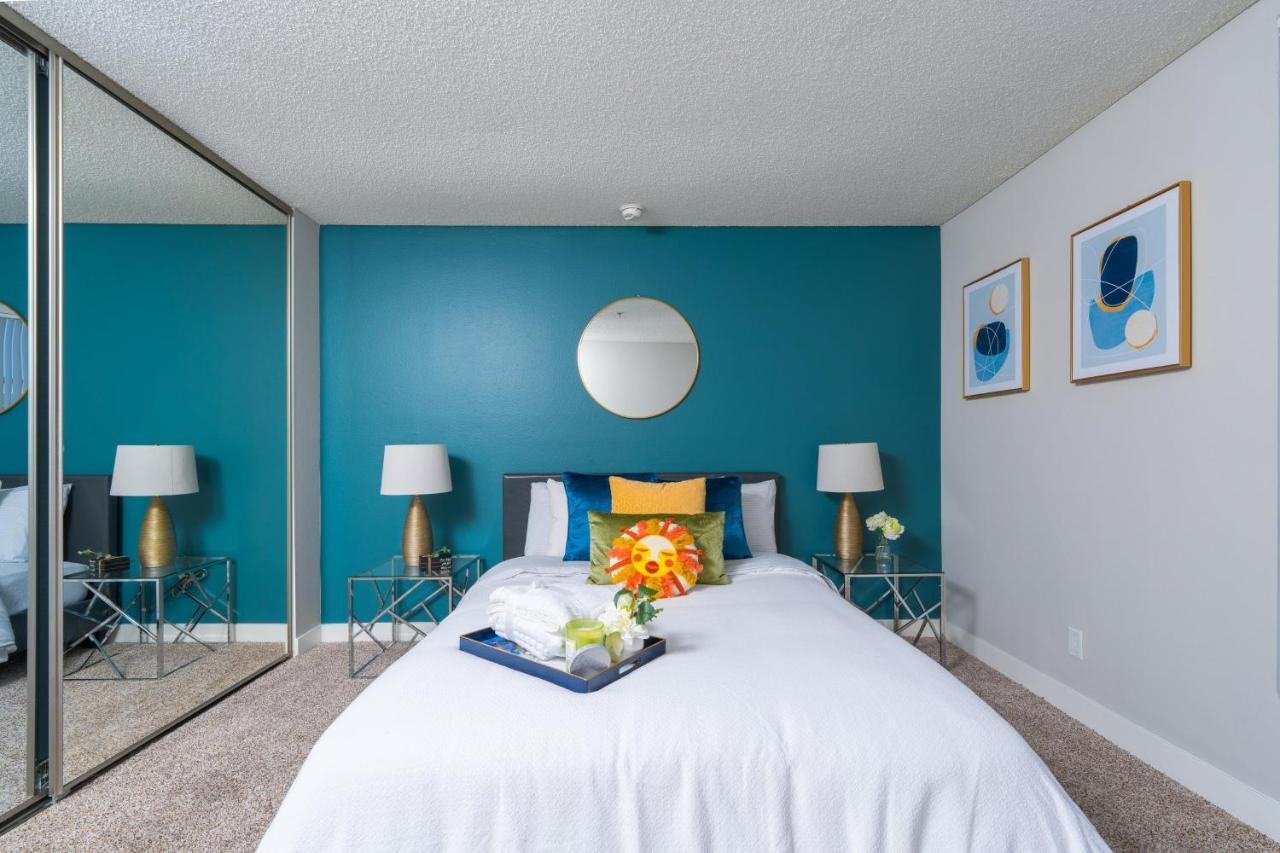 Universal Studios 8 Min Drive Two Bedroom Apartment With Free Parking Los Angeles Buitenkant foto