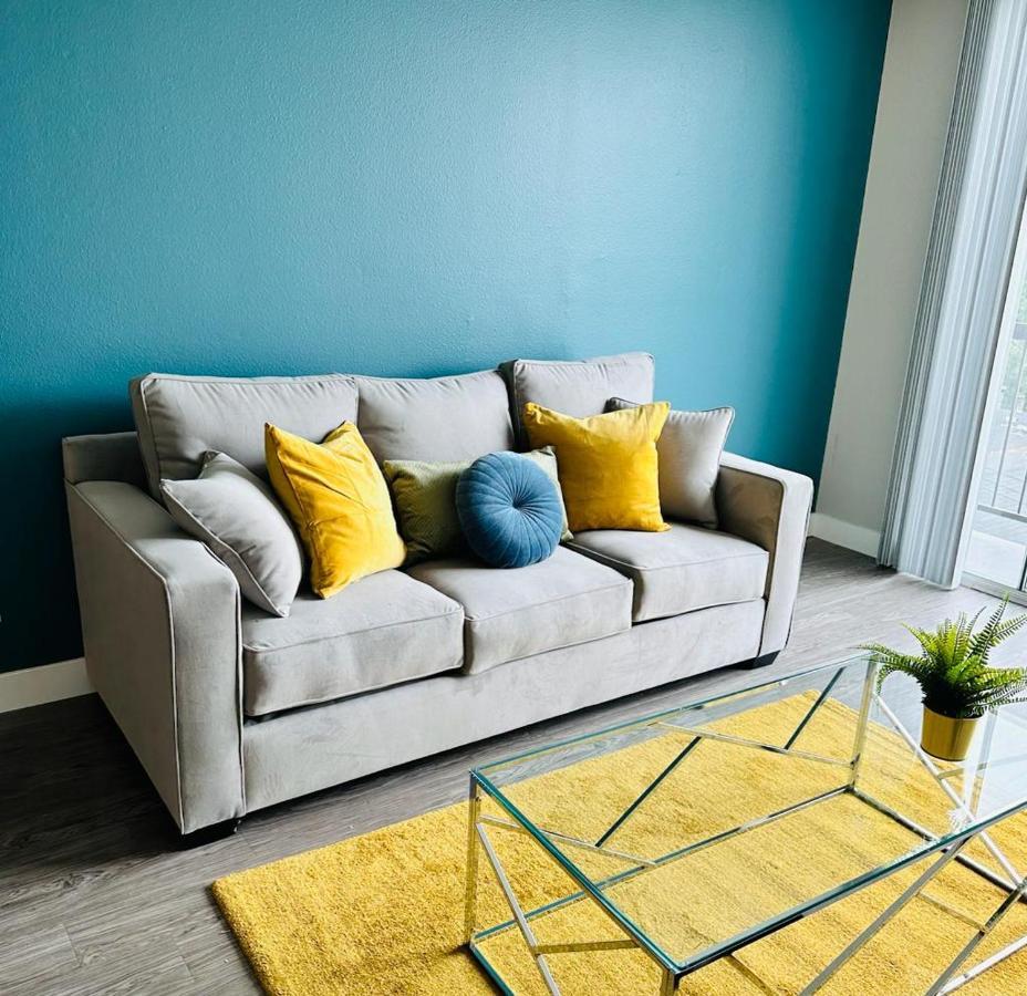 Universal Studios 8 Min Drive Two Bedroom Apartment With Free Parking Los Angeles Buitenkant foto